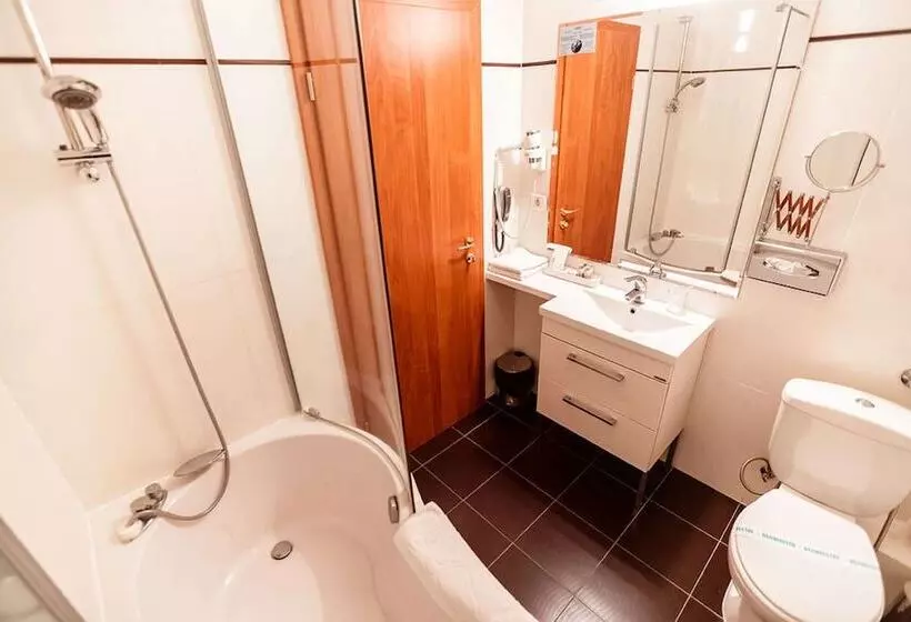 سوییت خانوادگی, Best Western Plus Lido