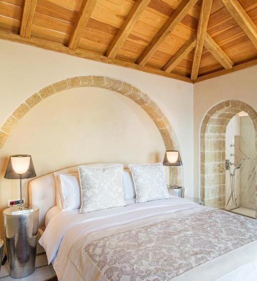 جناح ديلوكس, Moni Emvasis Luxury Suites