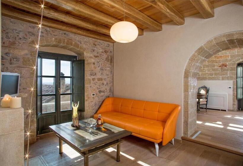 Люкс Superior, Moni Emvasis Luxury Suites