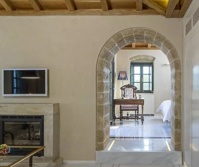 オーシャンビューデラックススイート, Moni Emvasis Luxury Suites