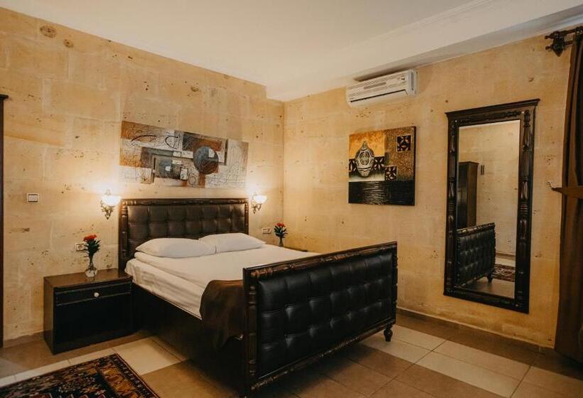 디럭스 트리플 룸, Royal Stone Houses  Goreme