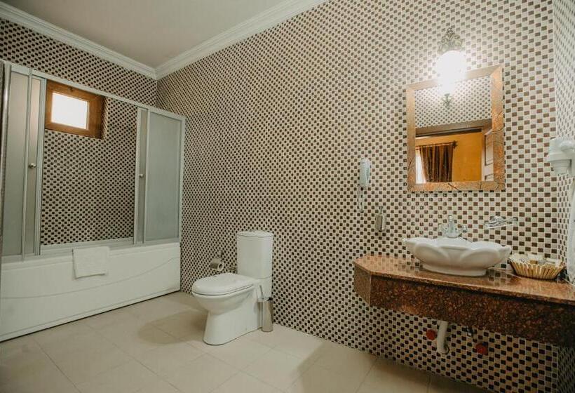 디럭스 트리플 룸, Royal Stone Houses  Goreme