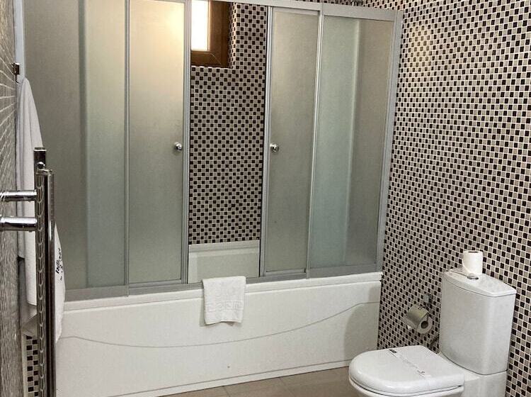 디럭스 4인 룸, Royal Stone Houses  Goreme