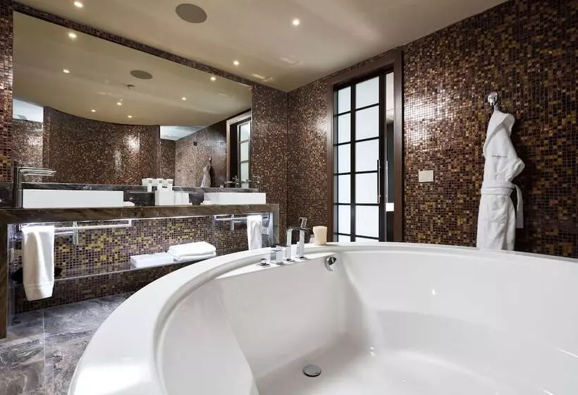 オーシャンビュースイート, Swissôtel Resort Sochi Kamelia