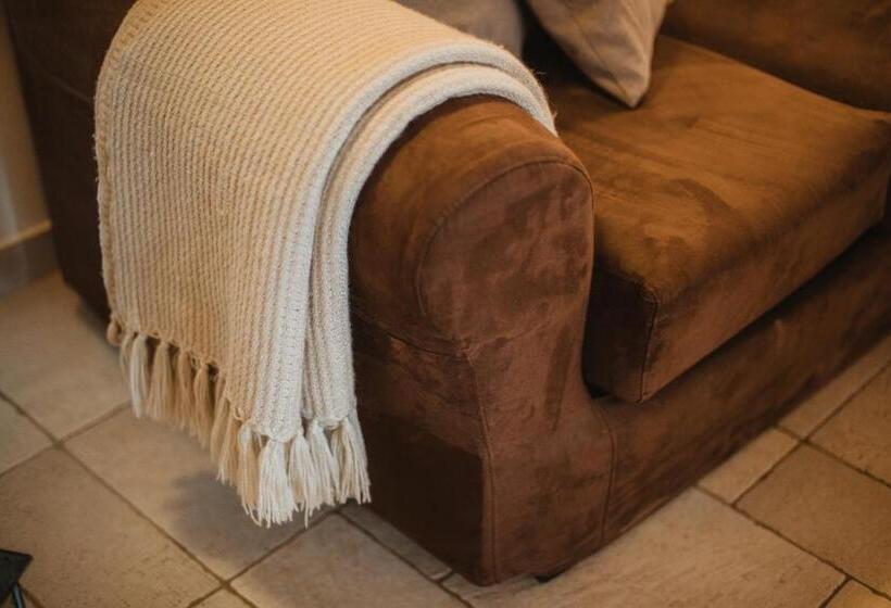 سوییت, Masseria Baroni Nuovi