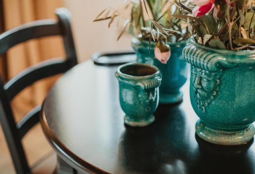 سوییت, Masseria Baroni Nuovi