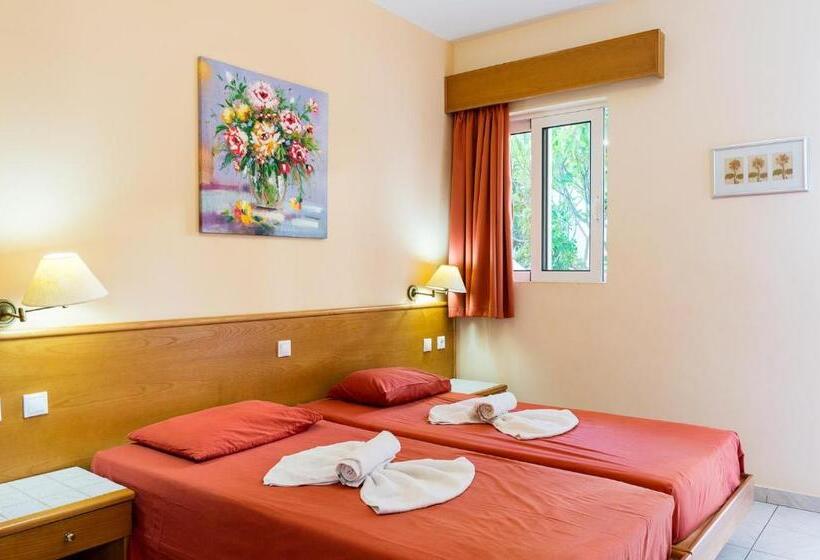 标准工作室, Summer Memories Apart