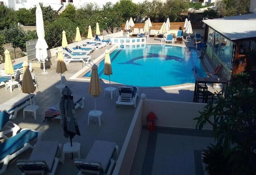 套房带泳池景, Summer Memories Apart