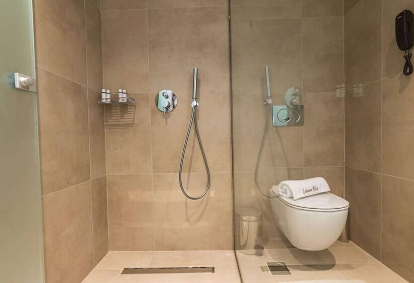 片側に海が見えるデラックスルーム, Cabana Blu Hotel & Suites