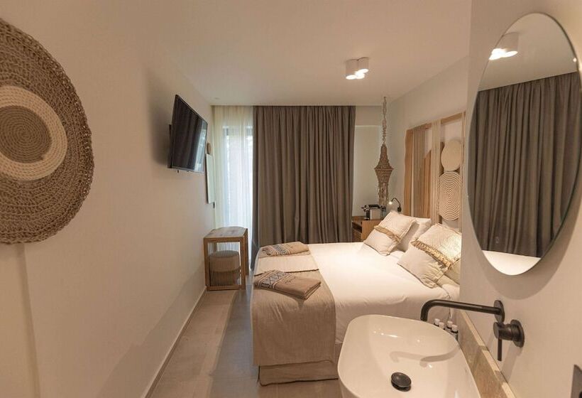 庭の見えるジュニアスイート, Cabana Blu Hotel & Suites