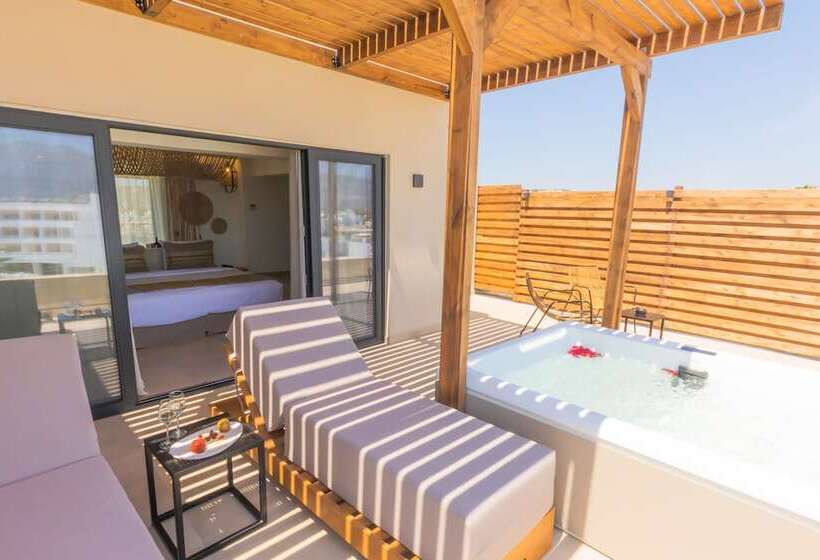 ペントハウススイート, Cabana Blu Hotel & Suites