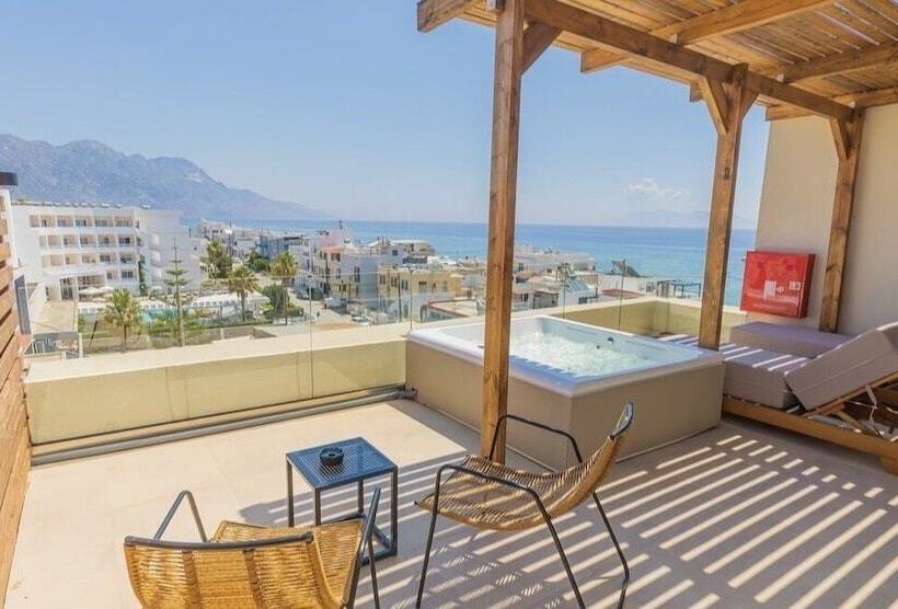 ペントハウススイート, Cabana Blu Hotel & Suites