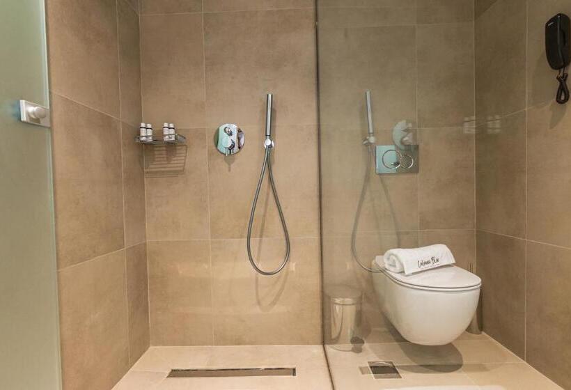 片側に海が見えるデラックスルーム, Cabana Blu Hotel & Suites