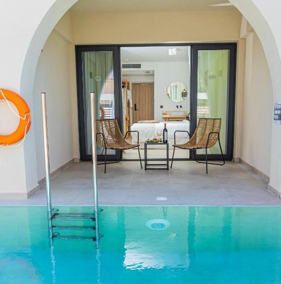 庭の見えるジュニアスイート, Cabana Blu Hotel & Suites