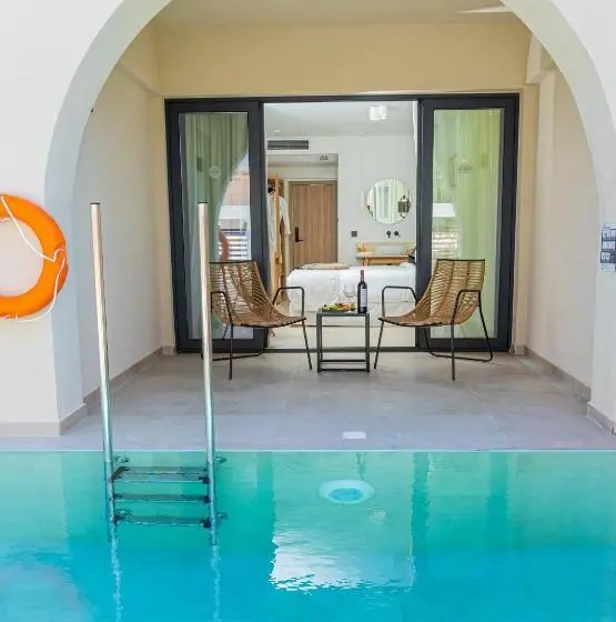 庭の見えるジュニアスイート, Cabana Blu Hotel & Suites