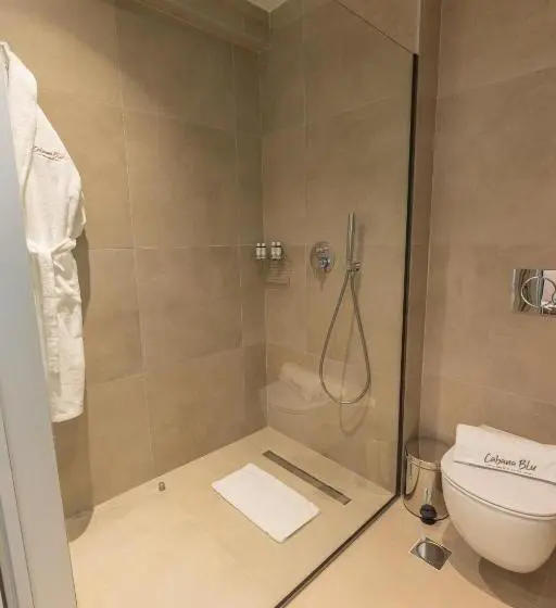 庭の見えるジュニアスイート, Cabana Blu Hotel & Suites