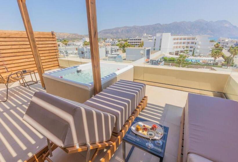 ペントハウススイート, Cabana Blu Hotel & Suites