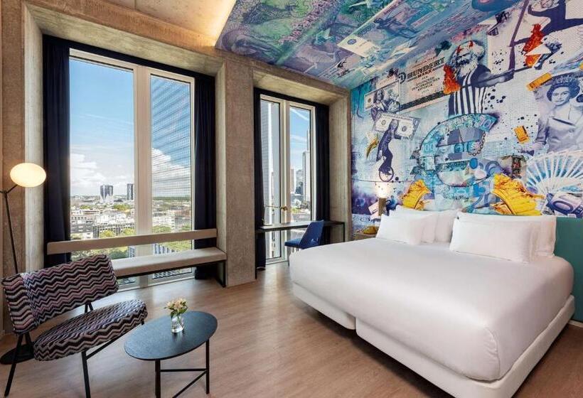 Premium room with view, Nhow Frankfurt