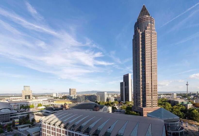 سوئیت جونیور با چشم‌انداز, Nhow Frankfurt