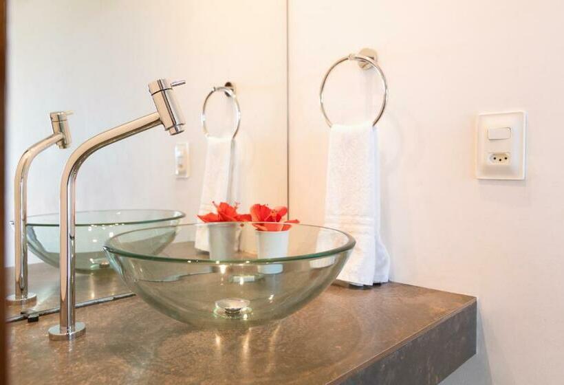 سوییت, Pousada Enseada Dos Golfinhos