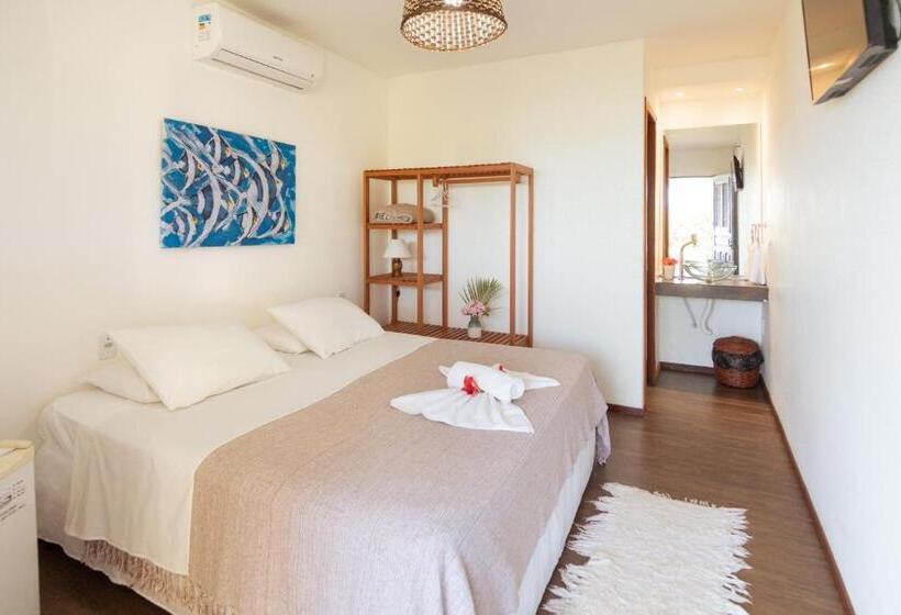 سوییت, Pousada Enseada Dos Golfinhos