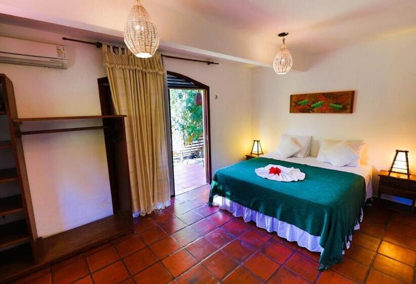 سوئیت با بالکن, Pousada Enseada Dos Golfinhos