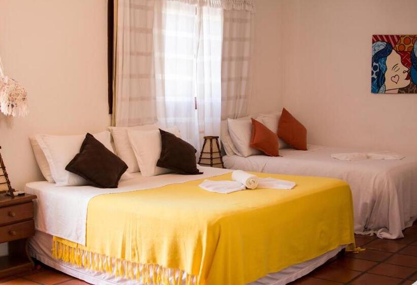 سوییت لوکس, Pousada Enseada Dos Golfinhos