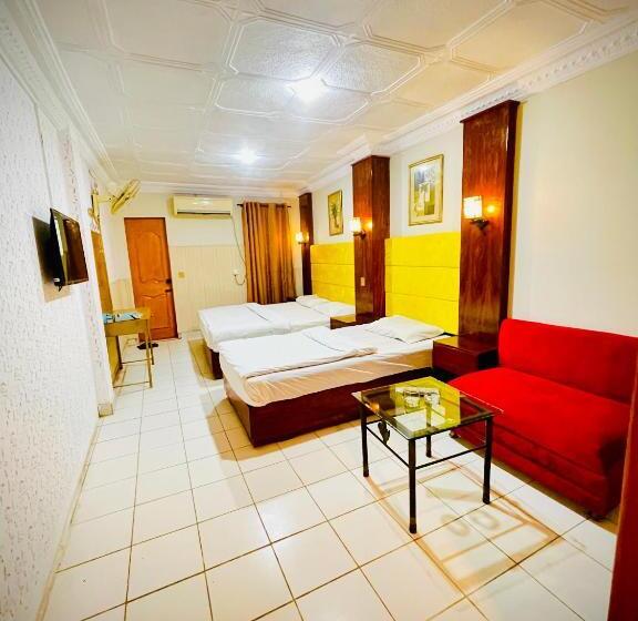 اتاق استاندارد, New Mid City