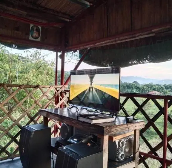 マウンテンビューファミリールーム, Smyleinn Farm
