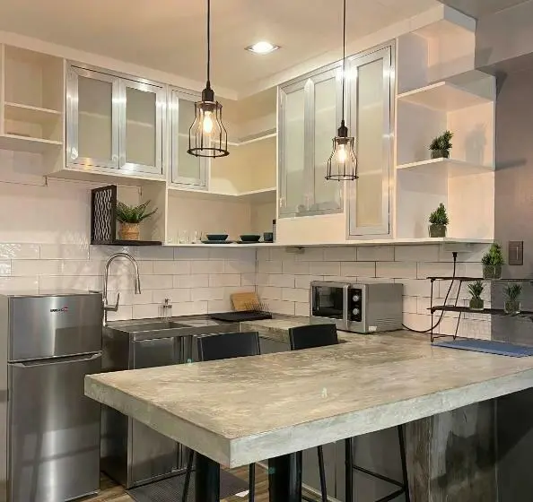 Standard Studio, Crib 252 Subic Bay