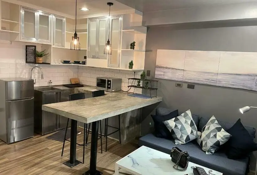 Standard Studio, Crib 252 Subic Bay