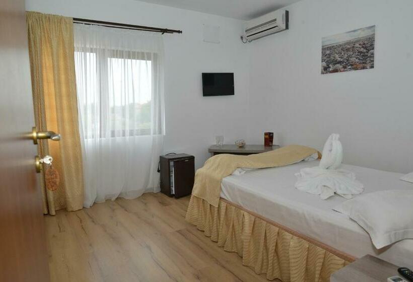 标准间, Club D Or