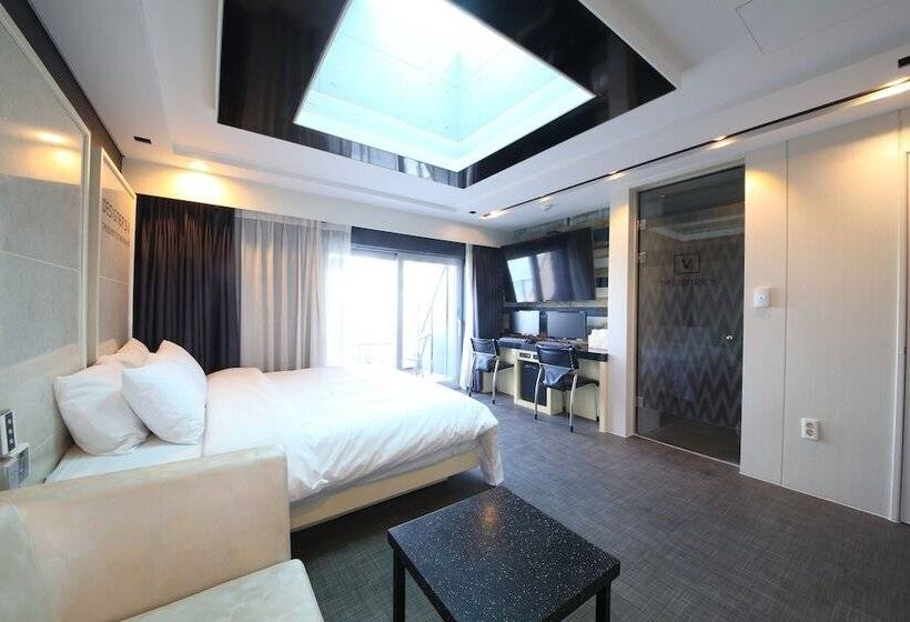 豪华房间, Moonbay