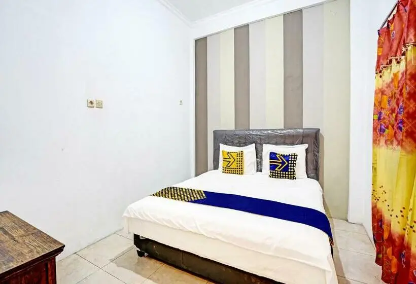Standard-huone, Spot On 90943 Mochi 88 Homestay