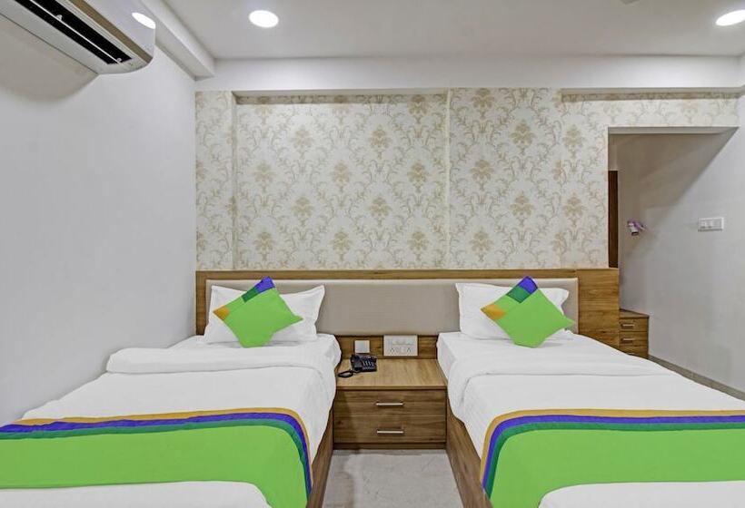 Quarto Estandar, Treebo Chandraprasth Residency