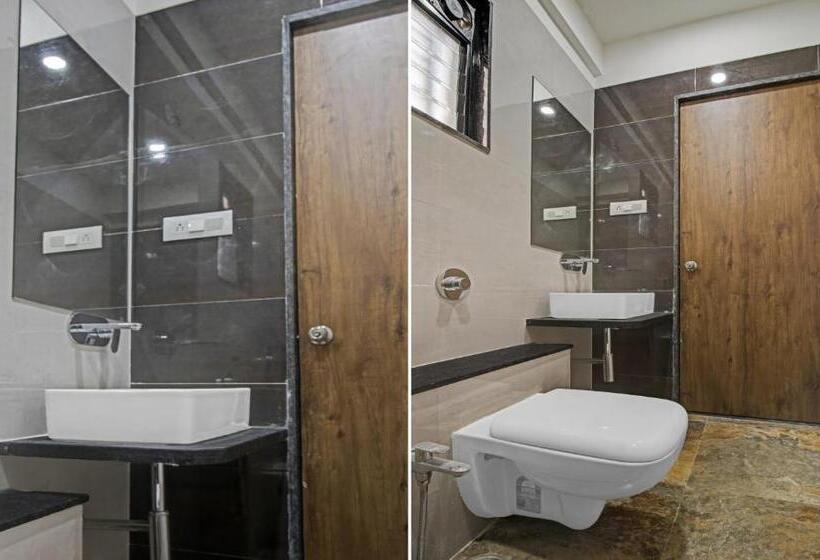 Quarto Estandar, Treebo Chandraprasth Residency