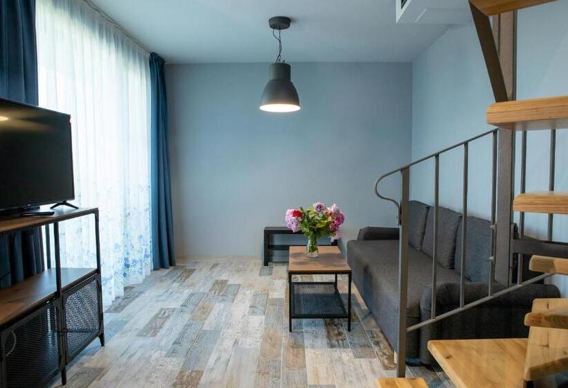 ドゥプレックスルーム, Luxury Apartment Vodolei