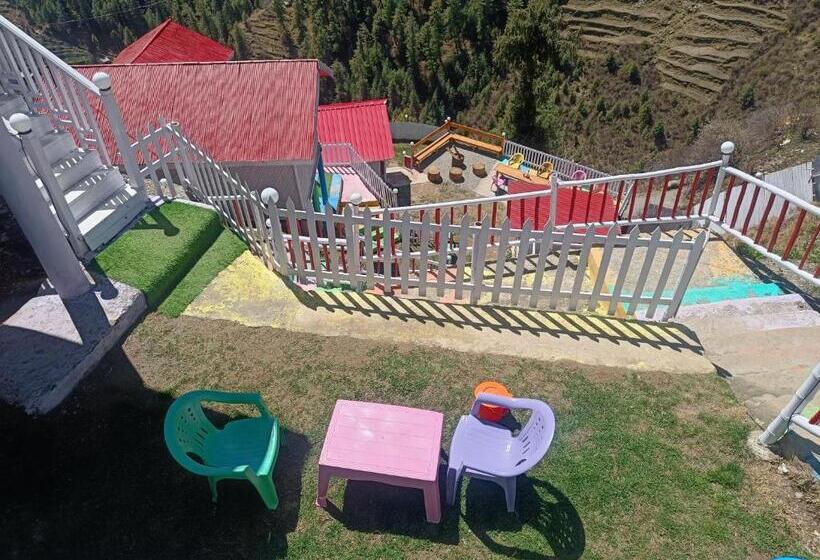 جناح جونيور مطل على الجبل, The Wonderland Cottages & Cafe