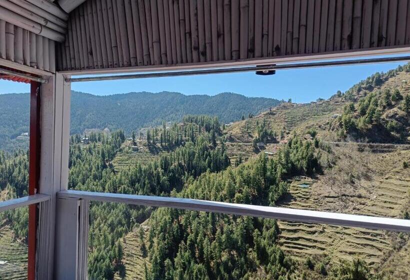 جناح جونيور مطل على الجبل, The Wonderland Cottages & Cafe