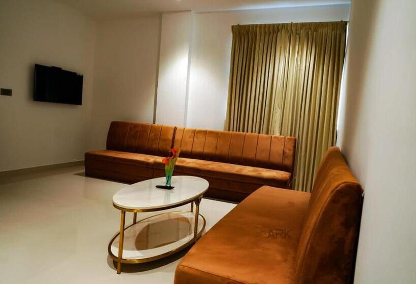 스탠다드 룸, Ark Hotel And Convention Centre