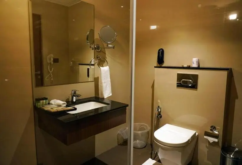 デラックスルーム, Ark Hotel And Convention Centre