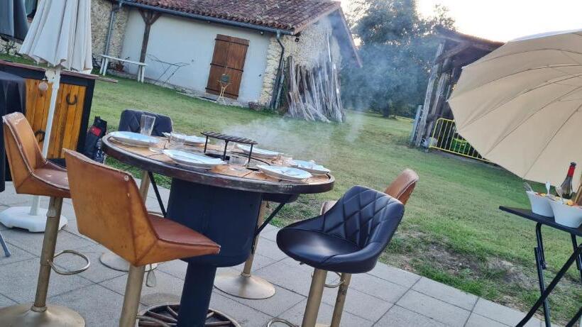 Номер Стандарт Вид на Сад, Domaine Castetbieilh