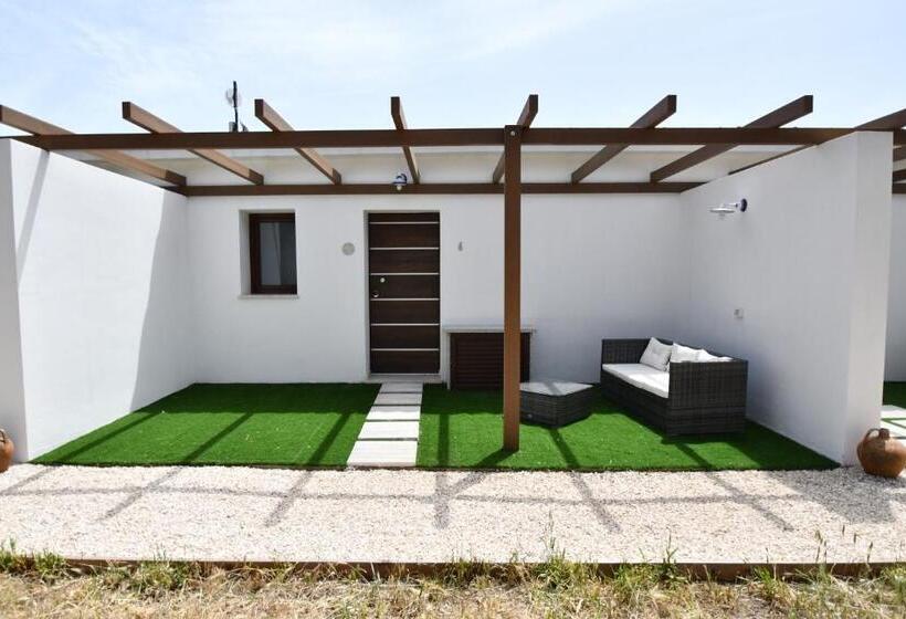 غرفة قياسية لذوى الاحتياجات الخاصة, Tenute Efis