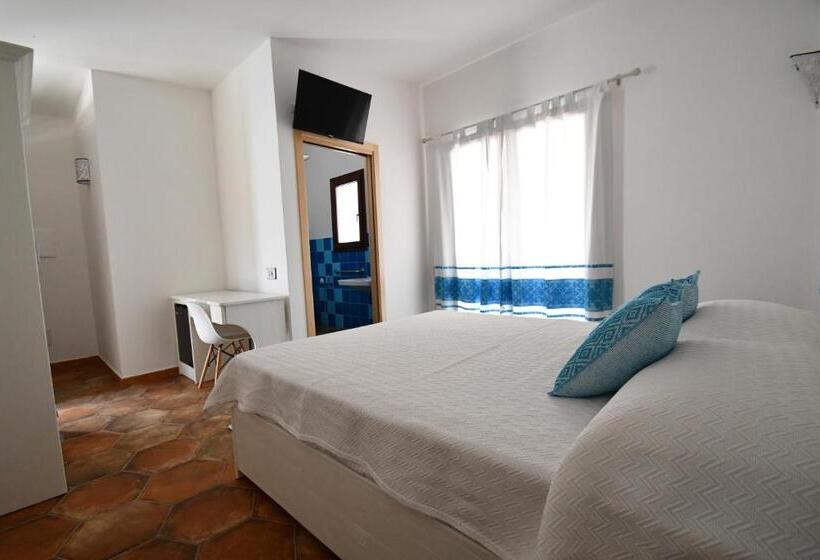 غرفة قياسية لذوى الاحتياجات الخاصة, Tenute Efis