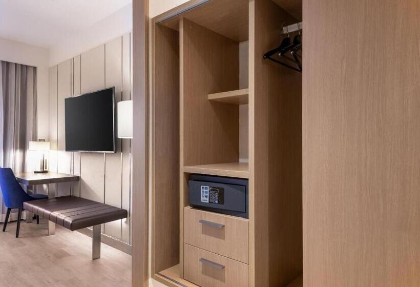 Стандартный Номер Кровать Кинг, Ac Hotel By Marriott Saint Julien En Genevois