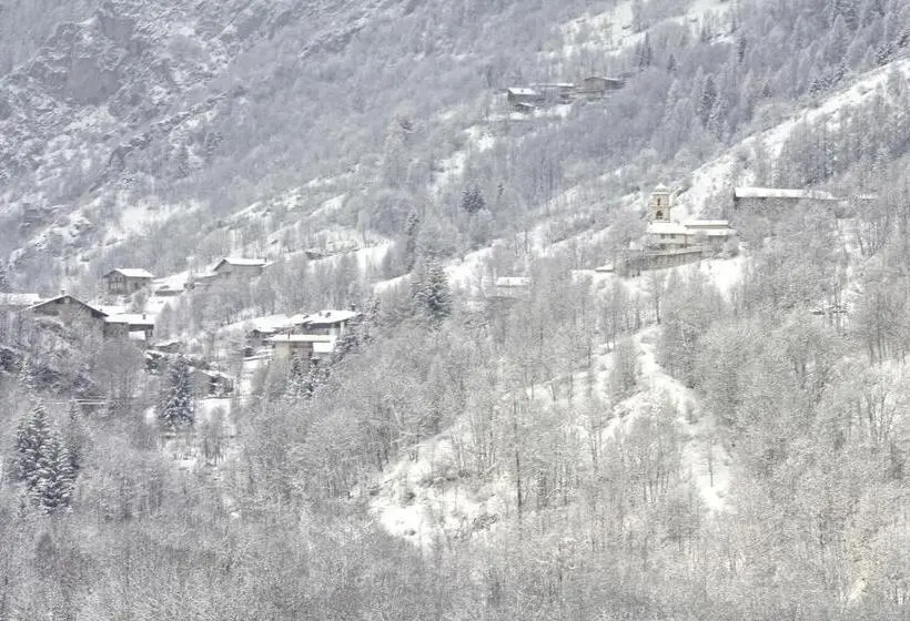 マウンテンビュースタンダードルーム, Pensione Albergo Diffuso Ceaglio Valle Maira