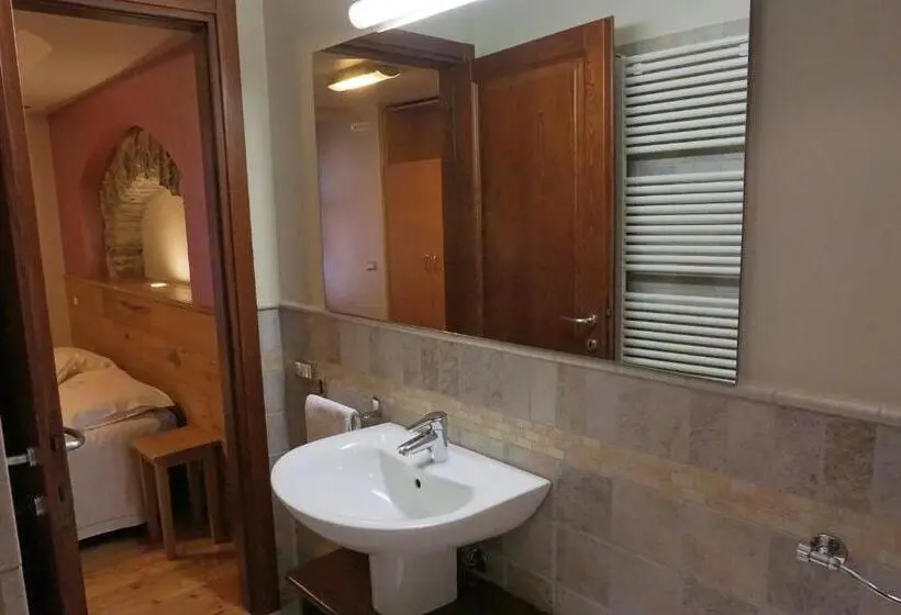 マウンテンビュースタンダードルーム, Pensione Albergo Diffuso Ceaglio Valle Maira