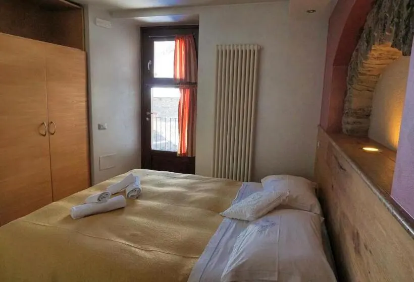 マウンテンビュースタンダードルーム, Pensione Albergo Diffuso Ceaglio Valle Maira