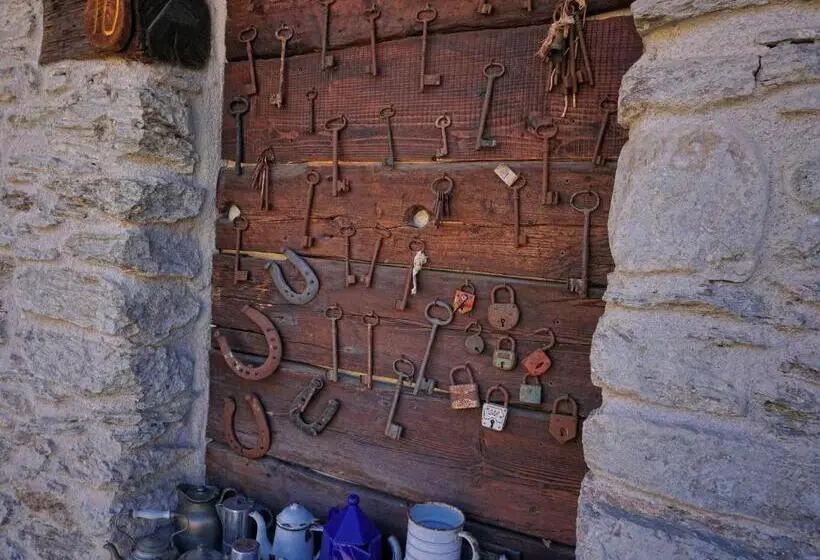 景色の見えるトリプルスタンダードルーム, Pensione Albergo Diffuso Ceaglio Valle Maira