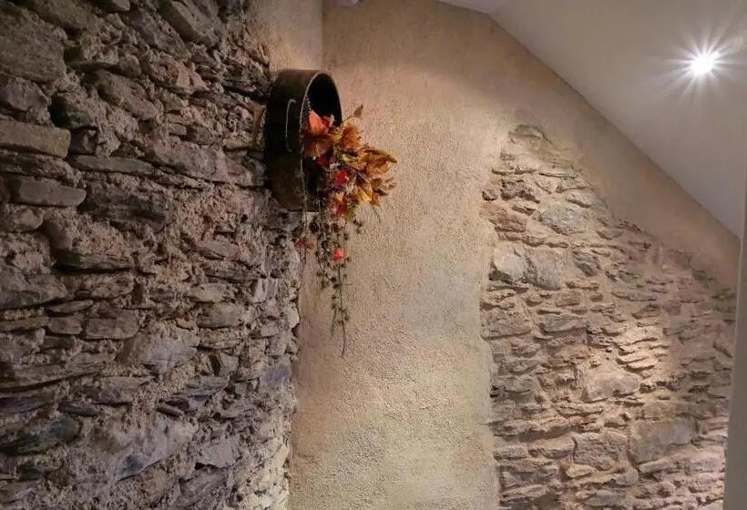 景色の見えるトリプルスタンダードルーム, Pensione Albergo Diffuso Ceaglio Valle Maira